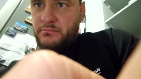 luis60569 online show from July 26, 1:36 am