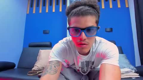 Luis AS online show from October 27, 11:36 am