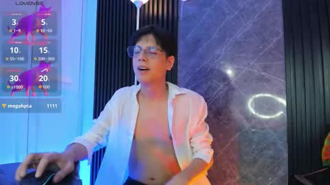 luixdust1 online show from November 27, 5:53 am