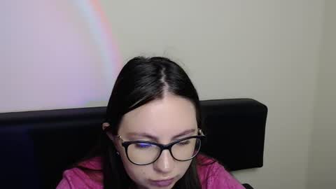 Snapshot of luizaheems_ chatting on June 13, 6:11 am Luiza online show from June 13, 6:11 am
