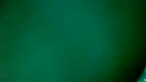 Snapshot of luk_me chatting on December 7, 11:23 pm luk_me online show from December 7, 11:23 pm