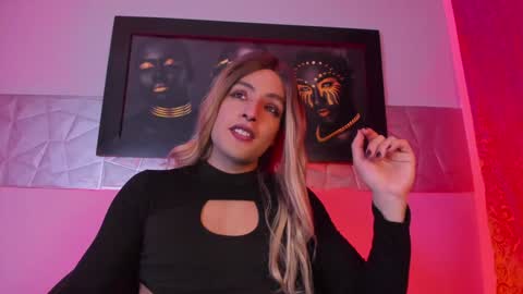 Snapshot of lukacastillo chatting on December 16, 4:23 am Luka Castillo online show from December 16, 4:23 am