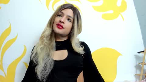 Snapshot of lukacastillo chatting on November 20, 8:41 pm Luka Castillo online show from November 20, 8:41 pm