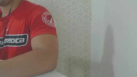 Snapshot of lukafitness chatting on November 24, 6:18 pm lukafitness online show from November 24, 6:18 pm