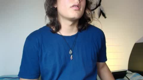 Snapshot of lukashollow chatting on January 28, 8:58 pm lukas 3 online show from January 28, 8:58 pm