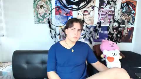 Snapshot of lukashollow chatting on October 15, 7:03 pm lukas 3 online show from October 15, 7:03 pm