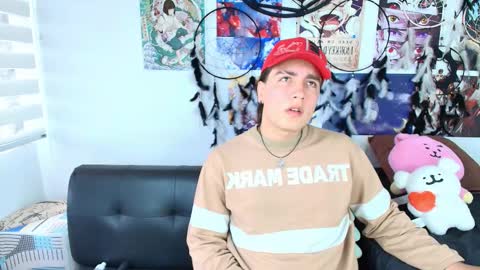 Snapshot of lukashollow chatting on October 19, 7:03 pm lukas 3 online show from October 19, 7:03 pm