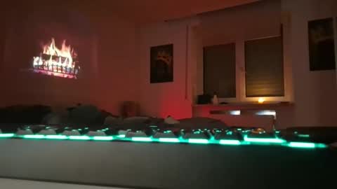 Snapshot of lukasschoetz chatting on November 26, 9:05 pm lukasschoetz online show from November 26, 9:05 pm