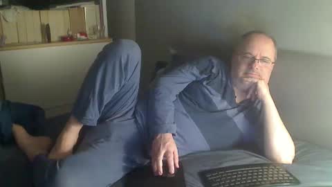 luke7634 online show from April 25, 9:45 pm