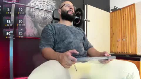 LUKE online show from April 18, 11:47 am