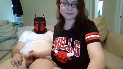 Snapshot of luke_and_nat2023 chatting on March 8, 6:47 pm luke and nat online show from March 8, 6:47 pm