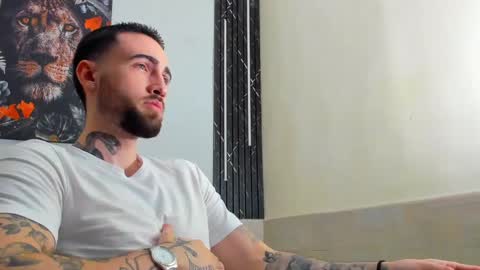 Snapshot of luke_davis01 chatting on March 3, 1:20 pm LUKE online show from March 3, 1:20 pm