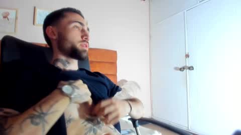 Snapshot of luke_davis01 chatting on March 5, 1:28 pm LUKE online show from March 5, 1:28 pm