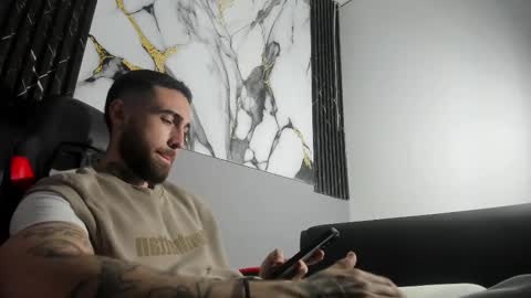 Snapshot of luke_davis01 chatting on September 9, 1:21 pm LUKE online show from September 9, 1:21 pm