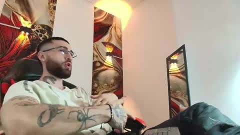 Snapshot of luke_davis01 chatting on September 18, 1:24 pm LUKE online show from September 18, 1:24 pm