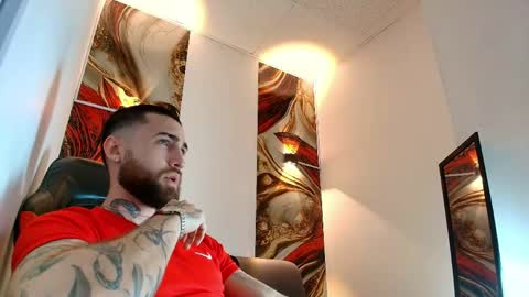 LUKE online show from April 18, 1:15 pm