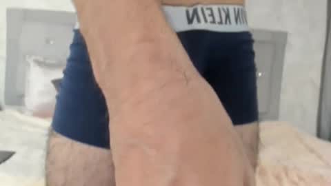 Snapshot of luke_diaz7 chatting on February 15, 2:37 am luke diaz7 online show from February 15, 2:37 am