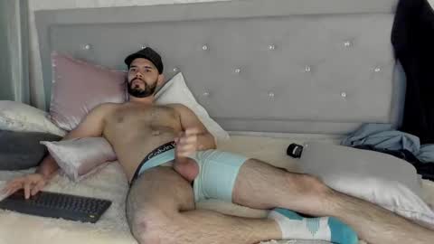 Snapshot of luke_diaz7 chatting on March 7, 4:57 am luke diaz7 online show from March 7, 4:57 am