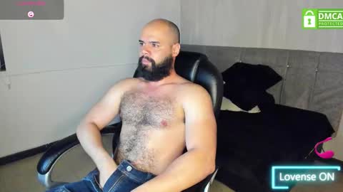 Snapshot of luke_diaz7 chatting on October 1, 4:51 am luke diaz7 online show from October 1, 4:51 am