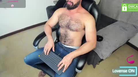 Snapshot of luke_diaz7 chatting on November 26, 2:56 am luke diaz7 online show from November 26, 2:56 am