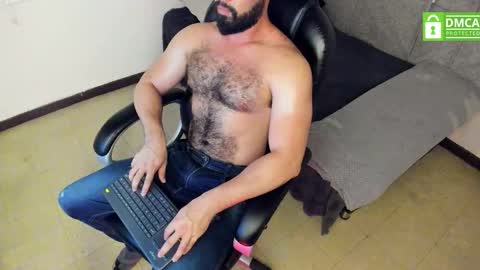 Snapshot of luke_diaz7 chatting on November 30, 2:15 am luke diaz7 online show from November 30, 2:15 am