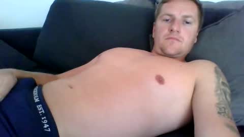 lukeana online show from May 15, 8:43 am