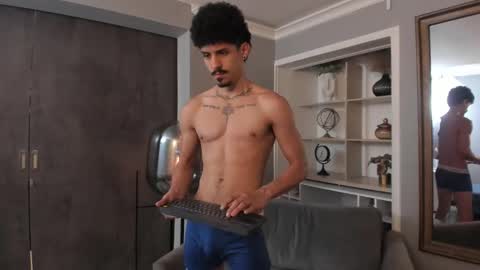 Luke Taylor online show from October 10, 11:42 am