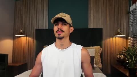 Luke Taylor online show from November 5, 11:21 am