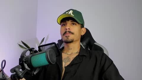 Luke Taylor online show from February 27, 12:27 pm