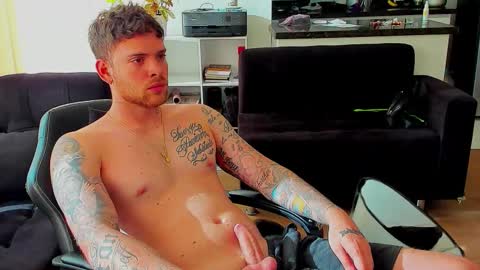 Luke online show from October 4, 9:13 pm