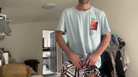 MR. Luke Gunn online show from December 19, 2:23 am