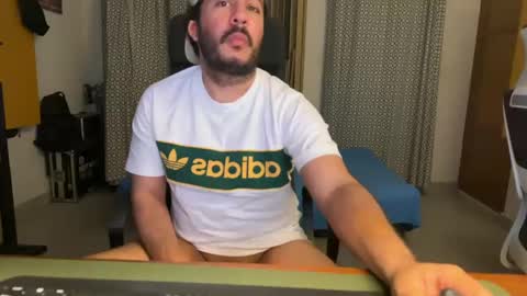 Snapshot of lukko33 chatting on February 7, 5:52 am lukko33 online show from February 7, 5:52 am