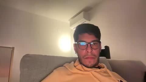 morenitoisonfire online show from March 4, 11:32 pm