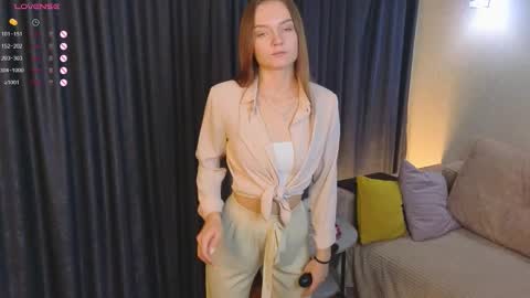 Snapshot of lulaghent chatting on October 20, 1:50 am Lula online show from October 20, 1:50 am