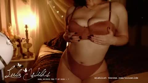 Snapshot of lulawilds chatting on July 3, 2:07 am lula wilds online show from July 3, 2:07 am