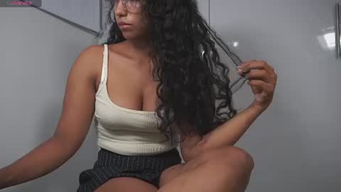 Snapshot of lulitauwu chatting on June 27, 1:10 am lulitauwu online show from June 27, 1:10 am