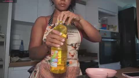 Snapshot of lulitauwu chatting on June 27, 10:59 pm lulitauwu online show from June 27, 10:59 pm