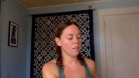 lullabyofbroadway online show from May 26, 4:58 pm