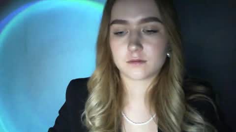 Snapshot of lulu_baby1 chatting on February 6, 10:00 pm Lulu Baby18 online show from February 6, 10:00 pm