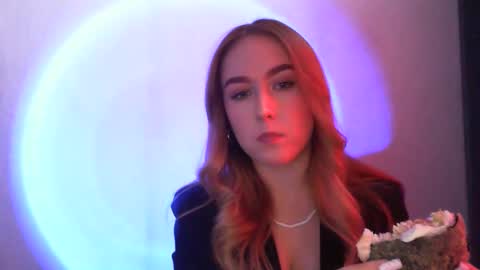 Snapshot of lulu_baby1 chatting on February 9, 2:18 pm Lulu Baby18 online show from February 9, 2:18 pm