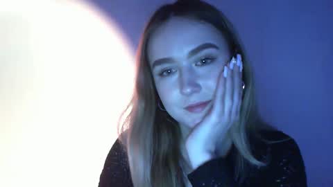 Snapshot of lulu_baby1 chatting on February 19, 7:05 pm Lulu Baby18 online show from February 19, 7:05 pm