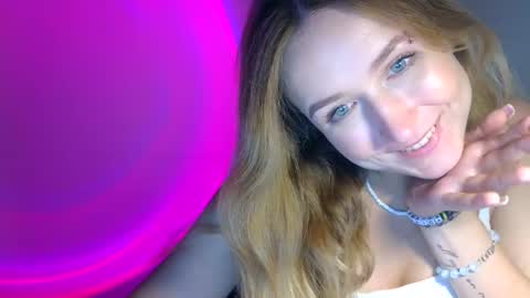 Snapshot of lulu_baby1 chatting on September 8, 7:35 pm Lulu Baby18 online show from September 8, 7:35 pm