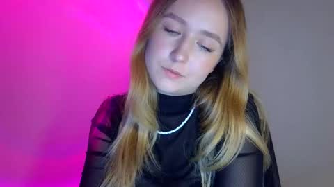 Snapshot of lulu_baby1 chatting on October 3, 9:23 pm Lulu Baby18 online show from October 3, 9:23 pm