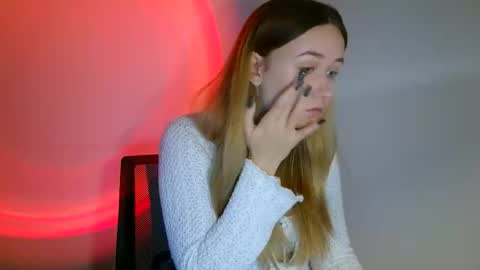 Snapshot of lulu_baby1 chatting on October 26, 7:36 am Lulu Baby18 online show from October 26, 7:36 am