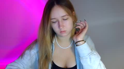 Snapshot of lulu_baby1 chatting on November 1, 7:32 am Lulu Baby18 online show from November 1, 7:32 am