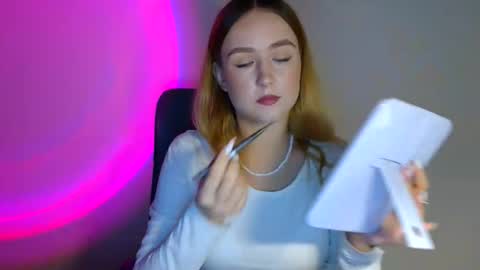 Snapshot of lulu_baby1 chatting on November 21, 8:13 am Lulu Baby18 online show from November 21, 8:13 am