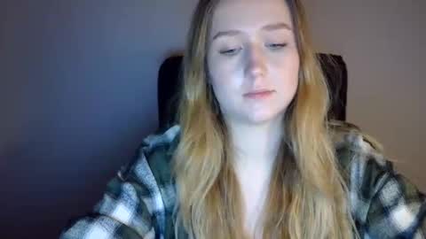 Lulu Baby18 online show from February 11, 7:08 pm