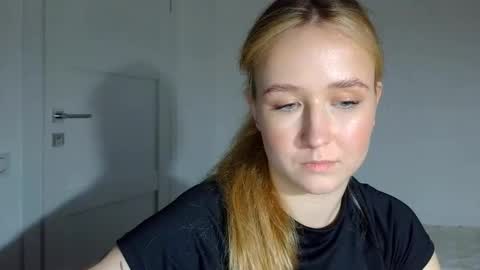 Lulu Baby18 online show from March 10, 8:58 pm