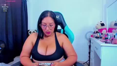 Snapshot of lulu_f1 chatting on September 8, 7:13 pm  ferrer   online show from September 8, 7:13 pm