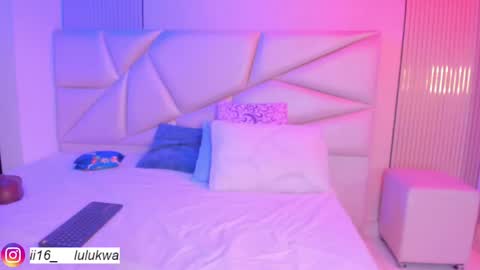 lulu online show from April 22, 7:15 pm